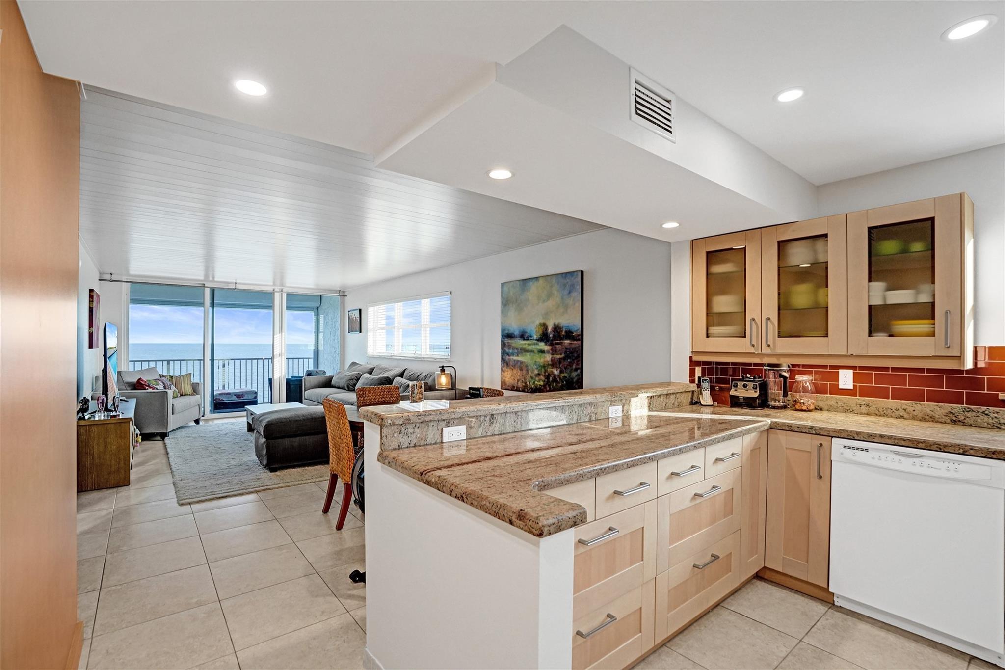 Tha Residence Condo - Residential