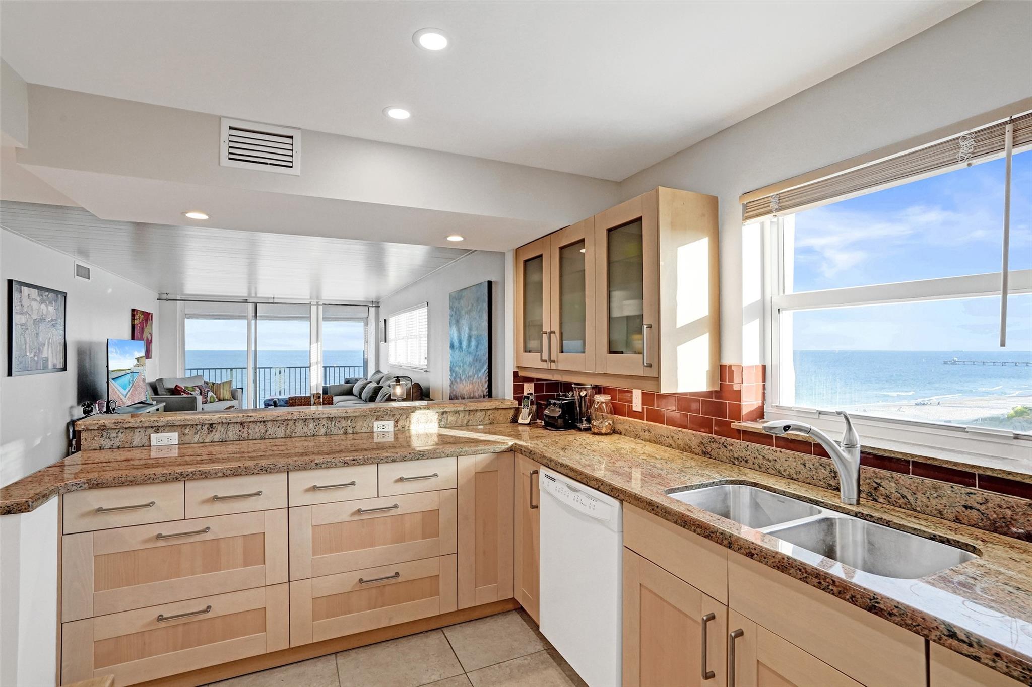 Tha Residence Condo - Residential