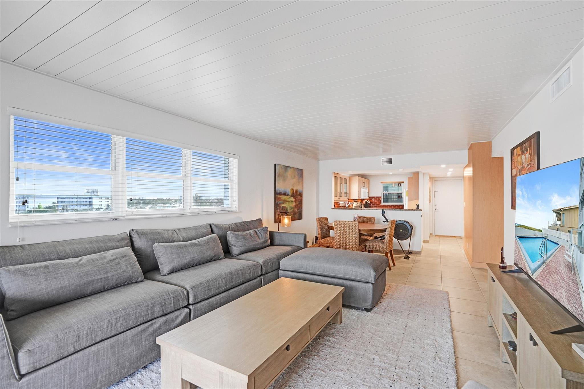 4636 El Mar Drive 601