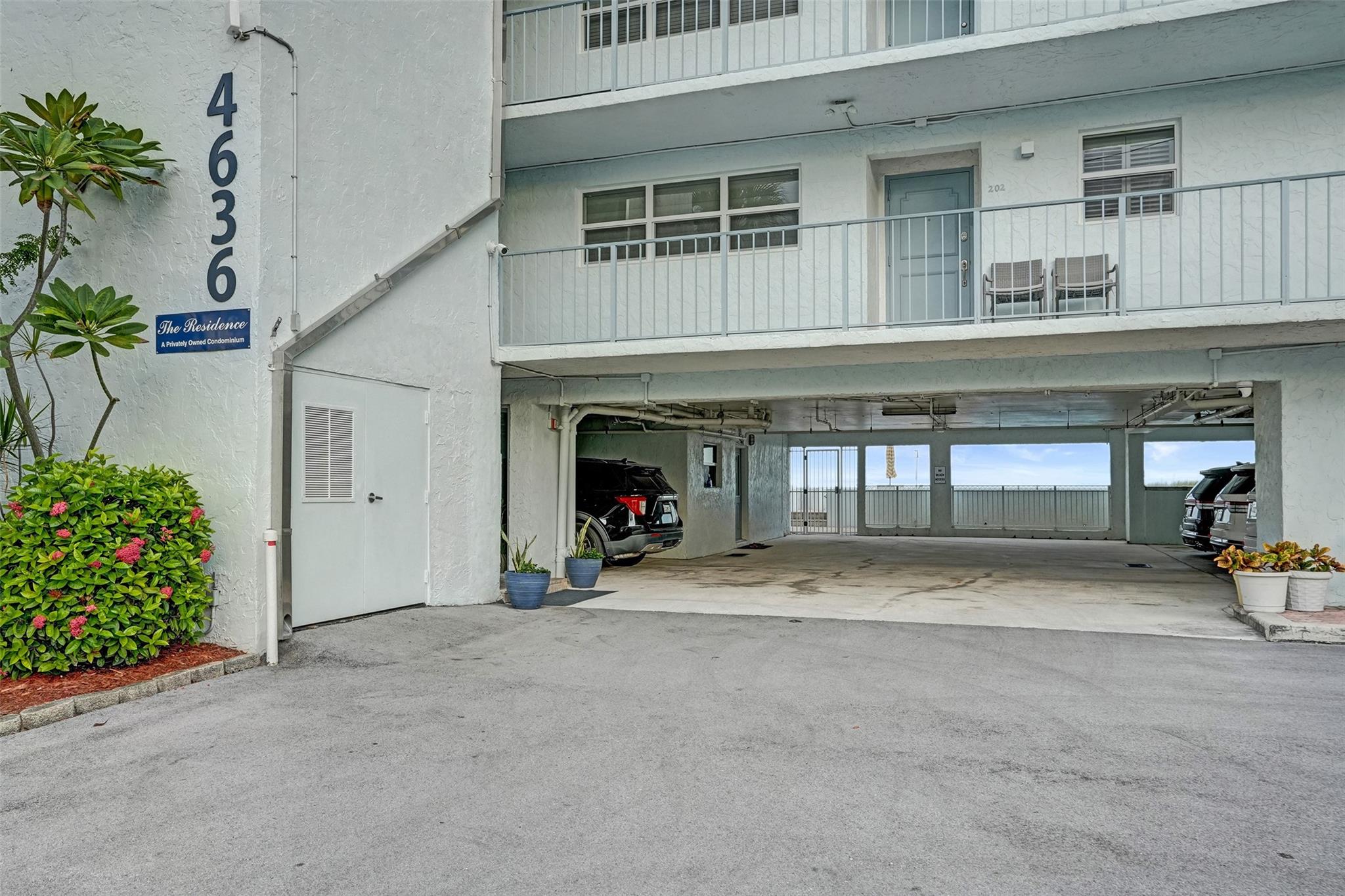 Tha Residence Condo - Residential