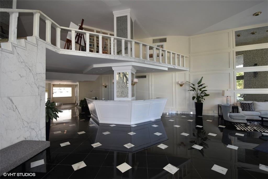 The Four Seasons - Residential