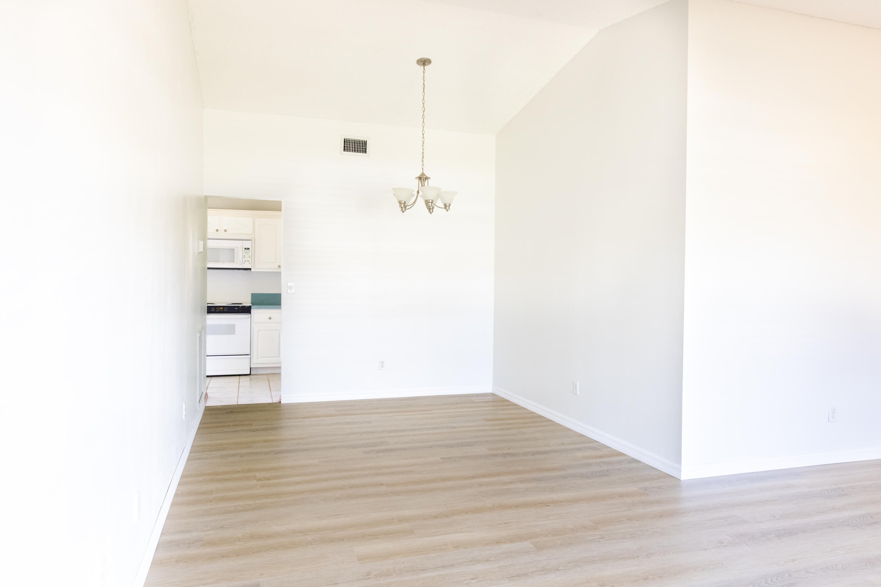 2698 SW 14TH Court