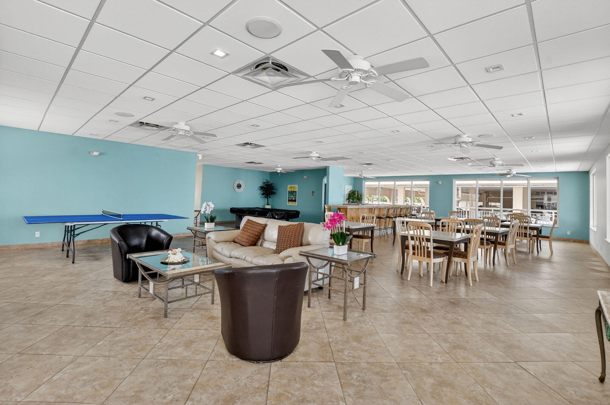 HILLSBORO LE BARON CONDO APTS - Residential