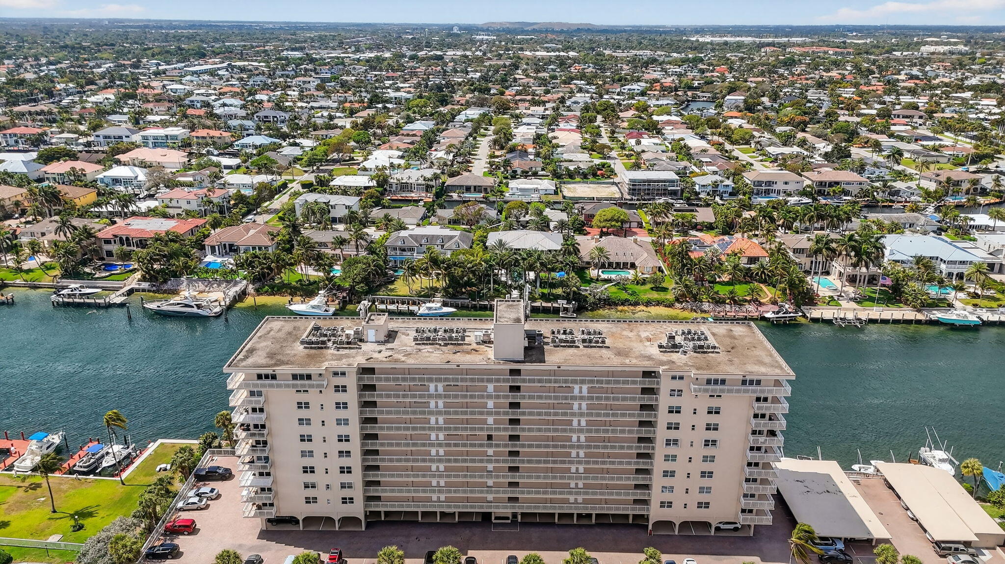 HILLSBORO LE BARON CONDO APTS - Residential