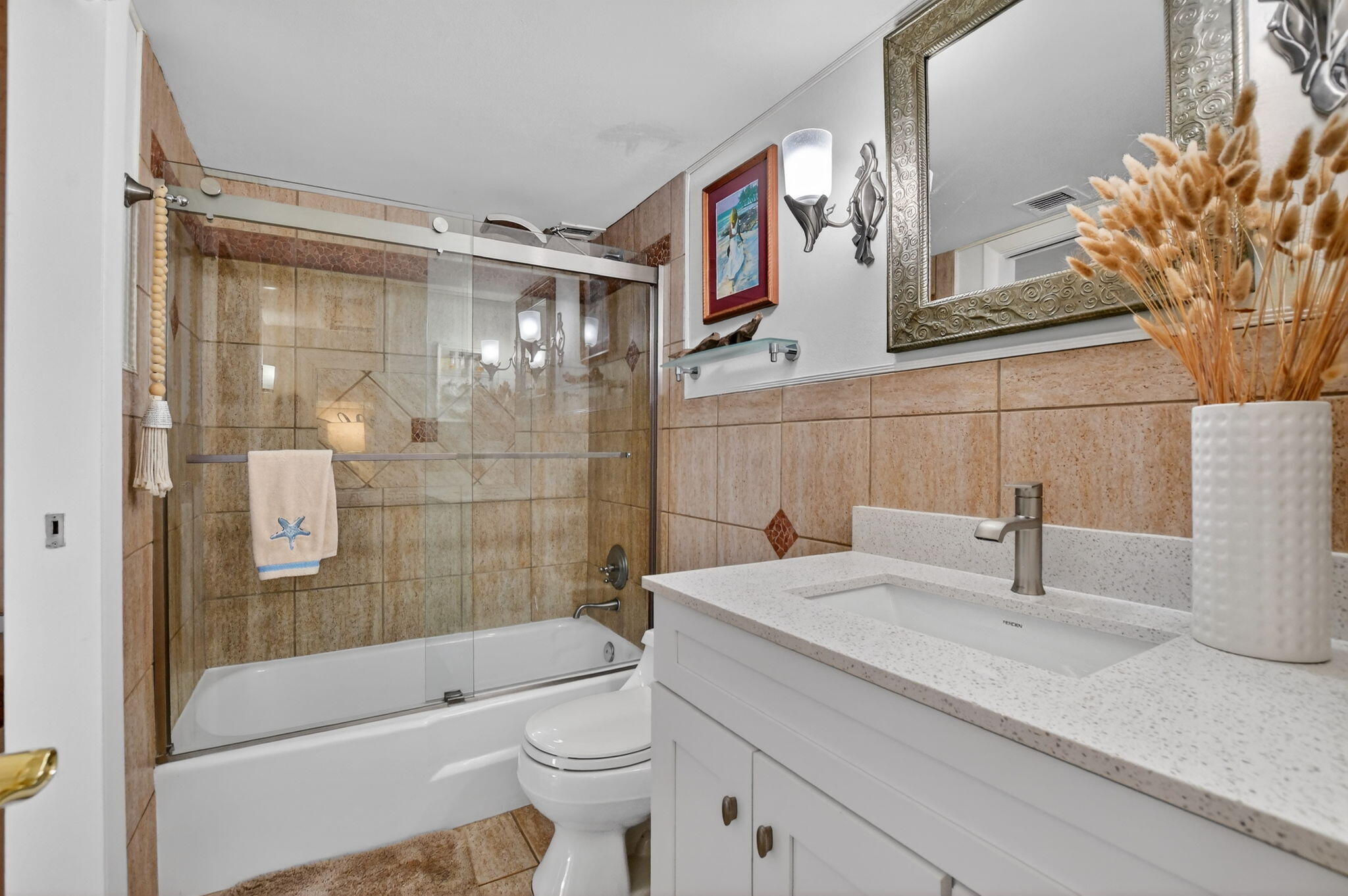 HILLSBORO LE BARON CONDO APTS - Residential