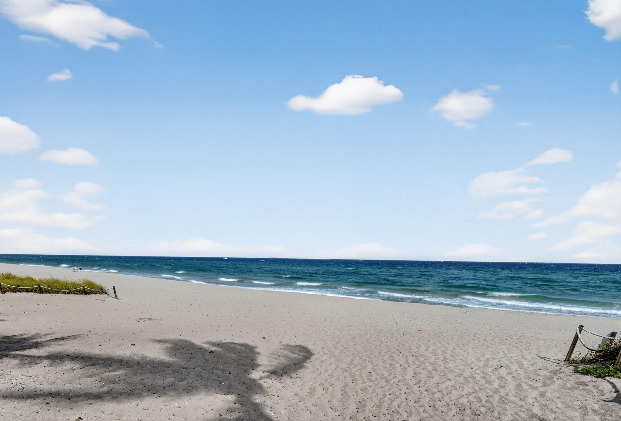 HILLSBORO LE BARON CONDO APTS - Residential