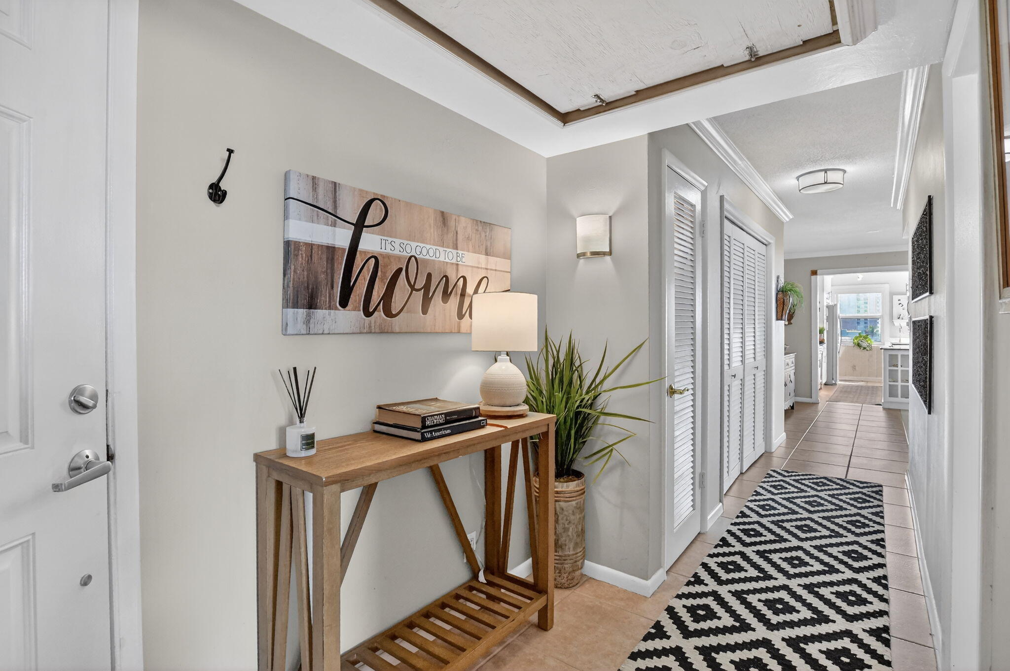 HILLSBORO LE BARON CONDO APTS - Residential