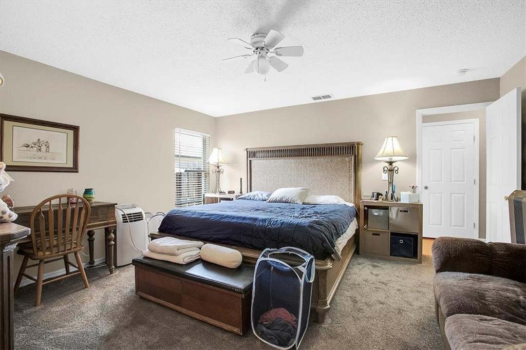 HIGHLAND SQUARE PHASE ONE - Residential