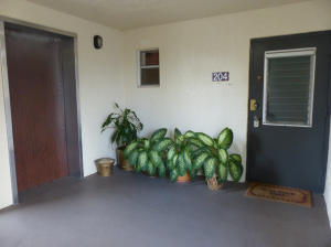 Coastal Towers Cond - Residential