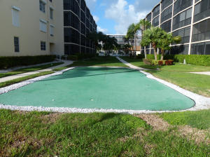 Coastal Towers Cond - Residential