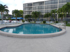 Coastal Towers Cond - Residential