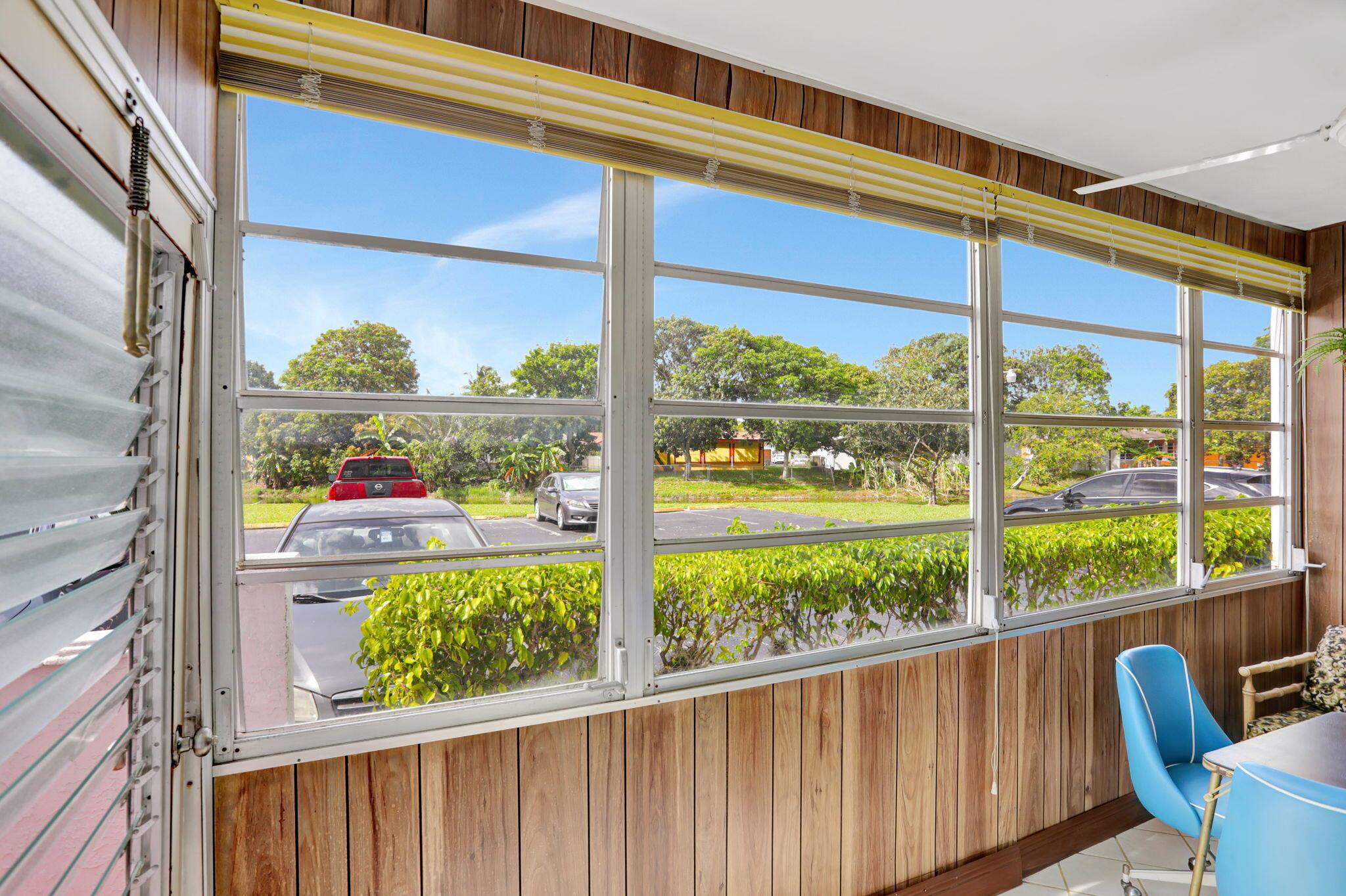 SAPPHIRE CONDO - Residential