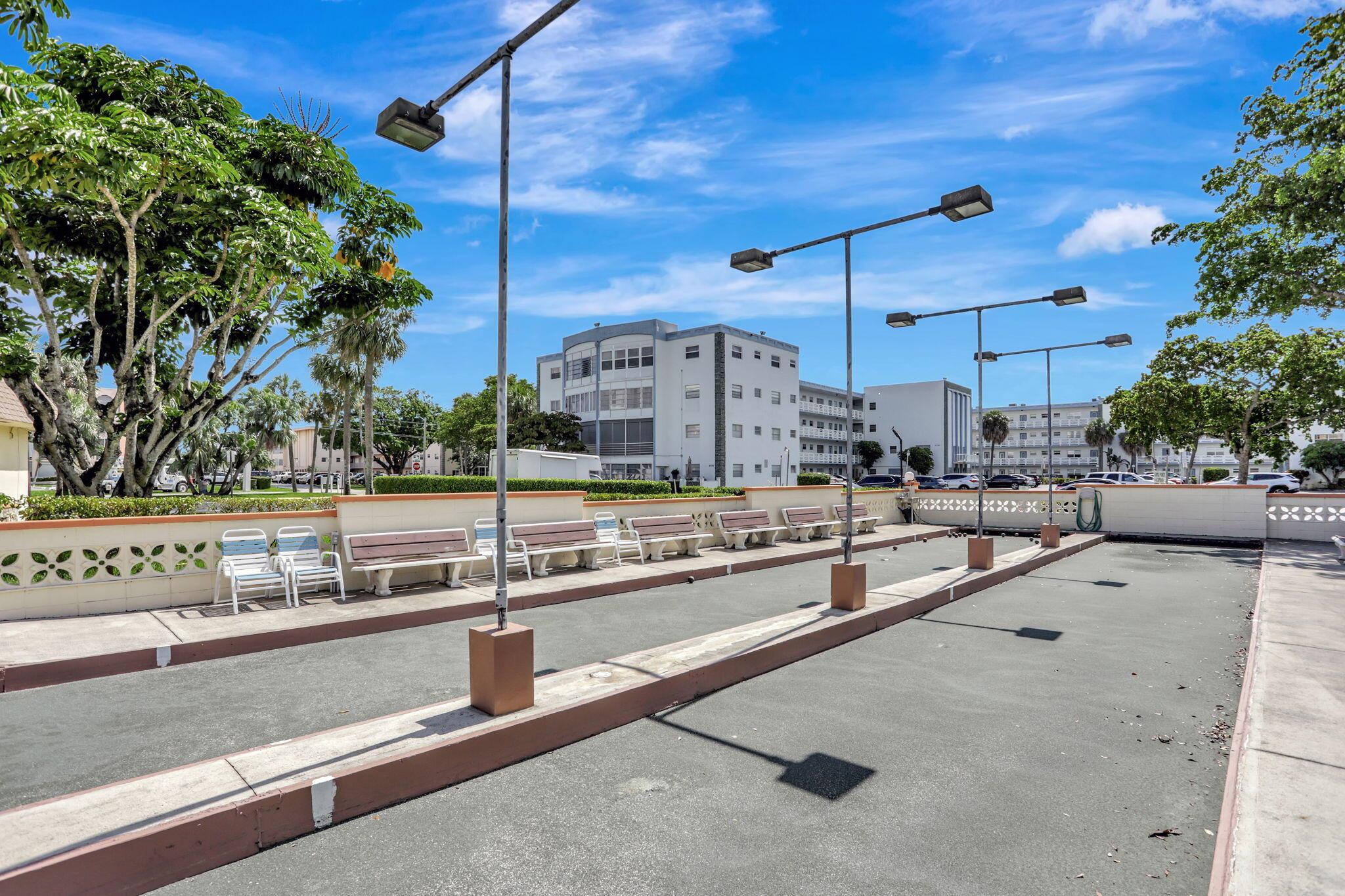 SAPPHIRE CONDO - Residential