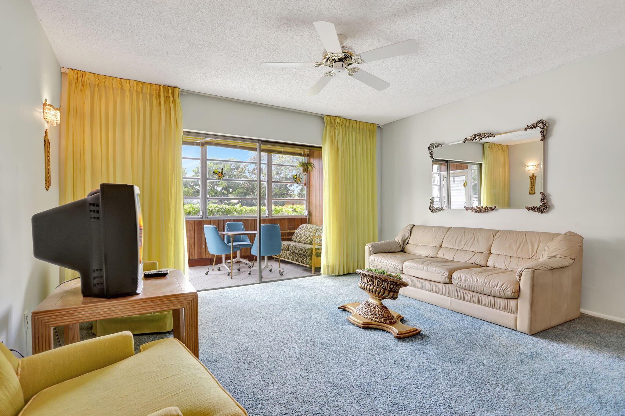 SAPPHIRE CONDO - Residential