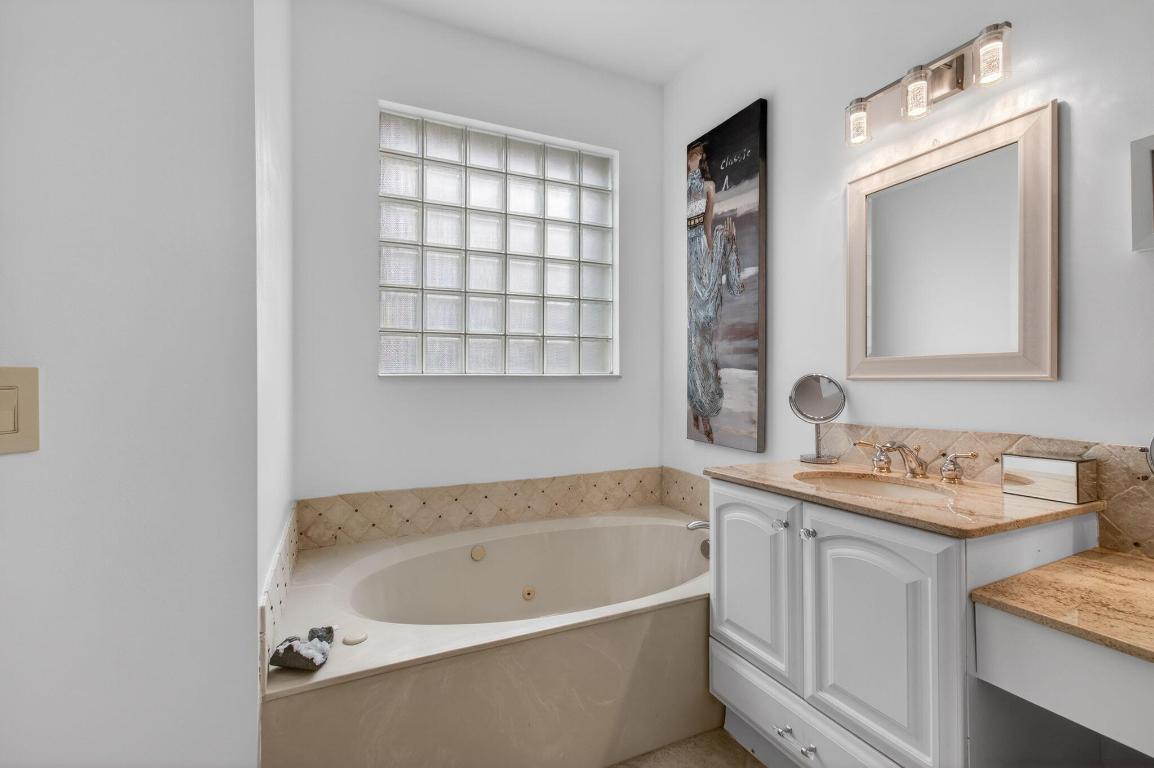 ABERDEEN 26 - Residential