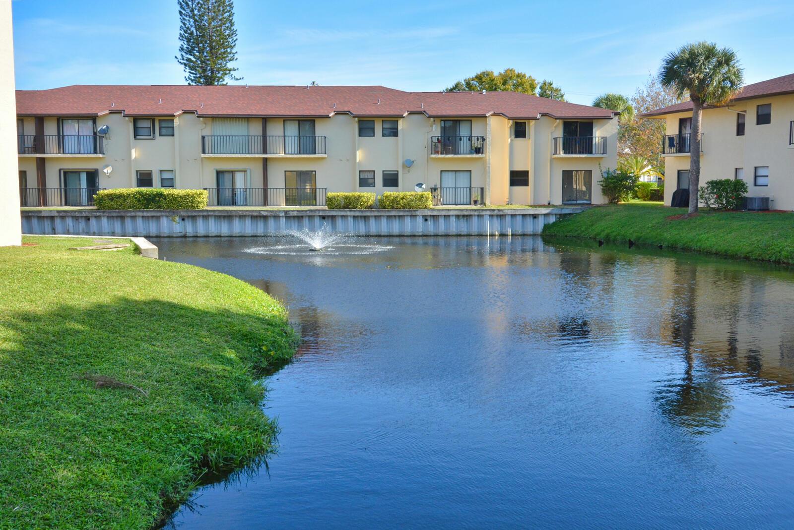 ISLAND HOUSE CONDOMINIUM - Residential