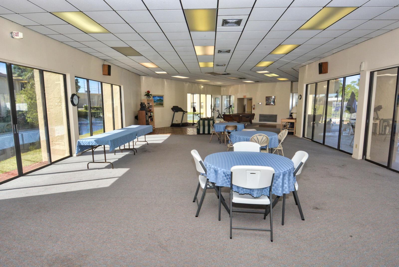 ISLAND HOUSE CONDOMINIUM - Residential