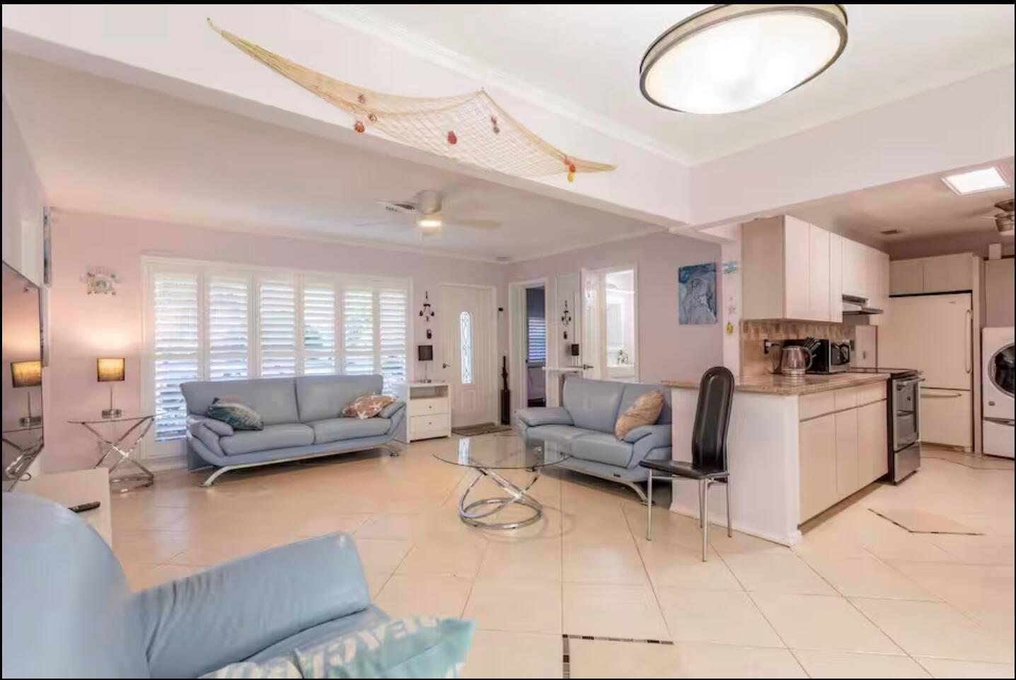 Enjoy living in the sought after coastal community of Lighthouse Point, just 5 blocks from the intracoastal! This Beautifully updated 3 Bedroom 3 1/2 bathroom unit features Walk in closets in each bedroom, modern bathrooms, washer and dryer, fenced in yard, circular driveway, impact windows and can be furnished or unfurnished. Spacious and comfortable. Small pets Ok. Owners pay for water and lawn care. Part of a duplex, available May 1st. Also for sale. Schedule your showing today !! LA must be present at showings. Professional photos will follow.