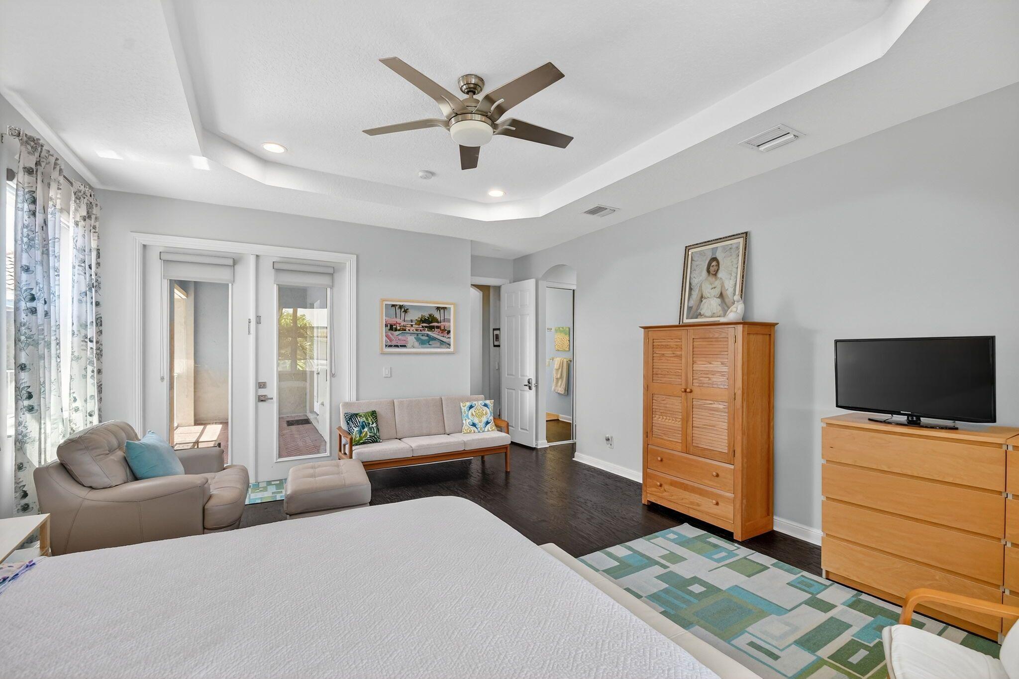 JOURNEYS END 3 - Residential