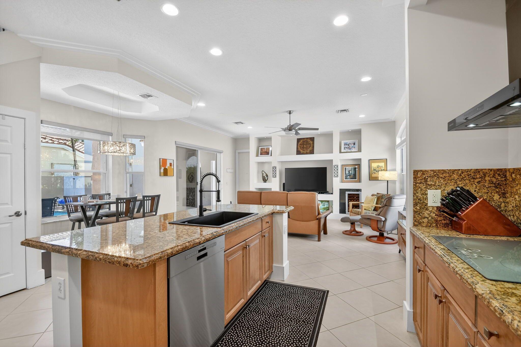 JOURNEYS END 3 - Residential