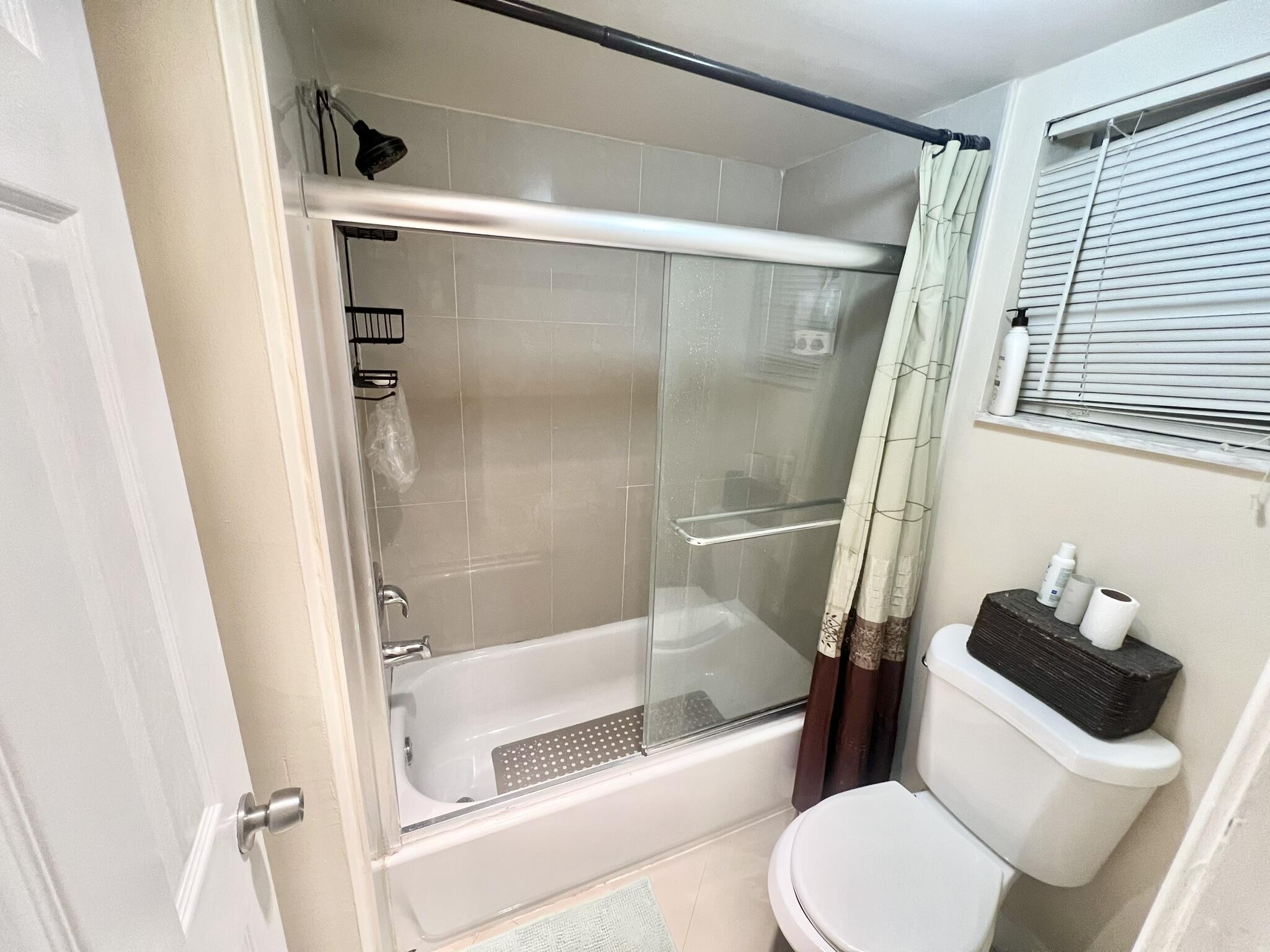 TANGERINE CONDOMINIUM - Residential Lease