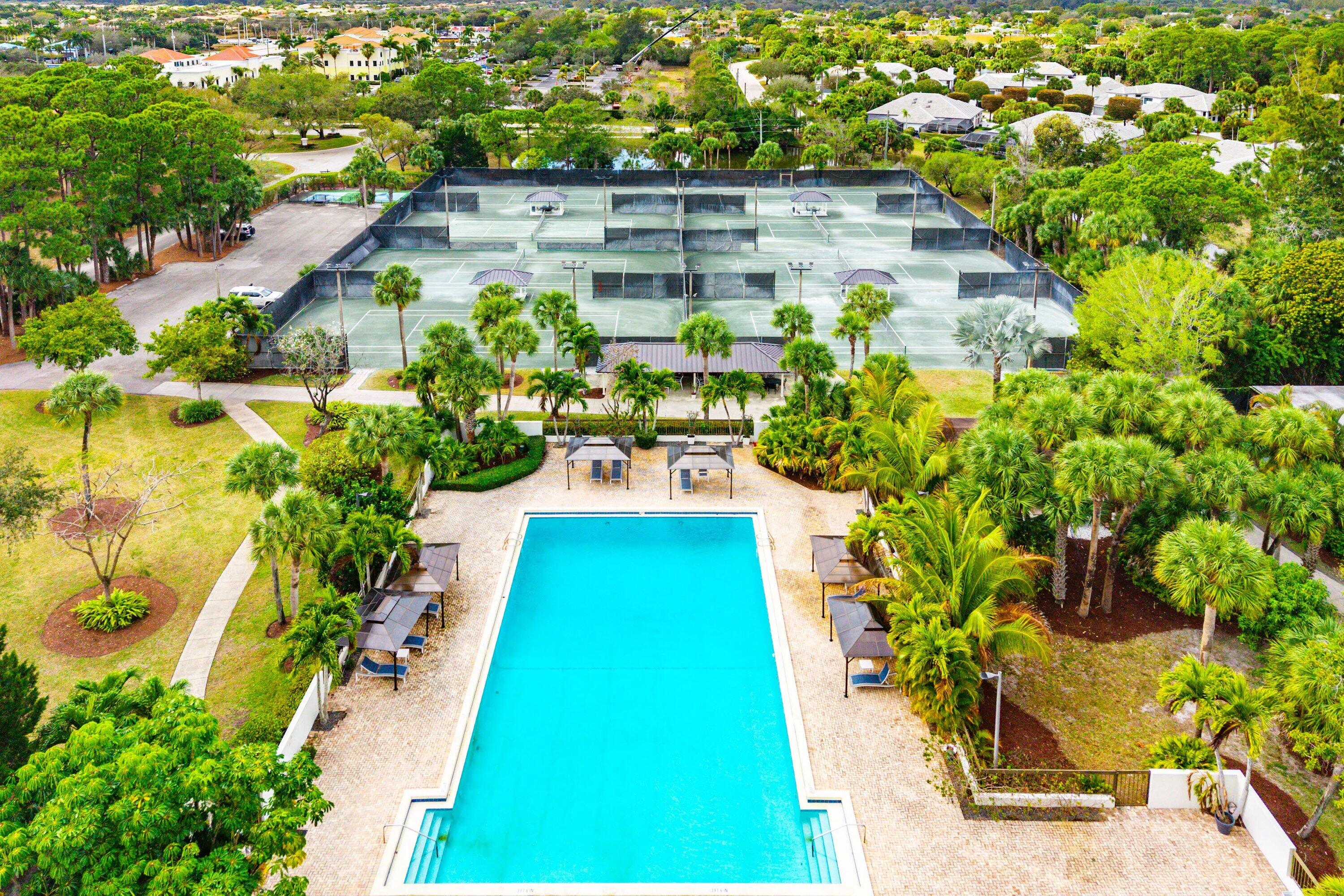 BREAKERS WEST - Residential