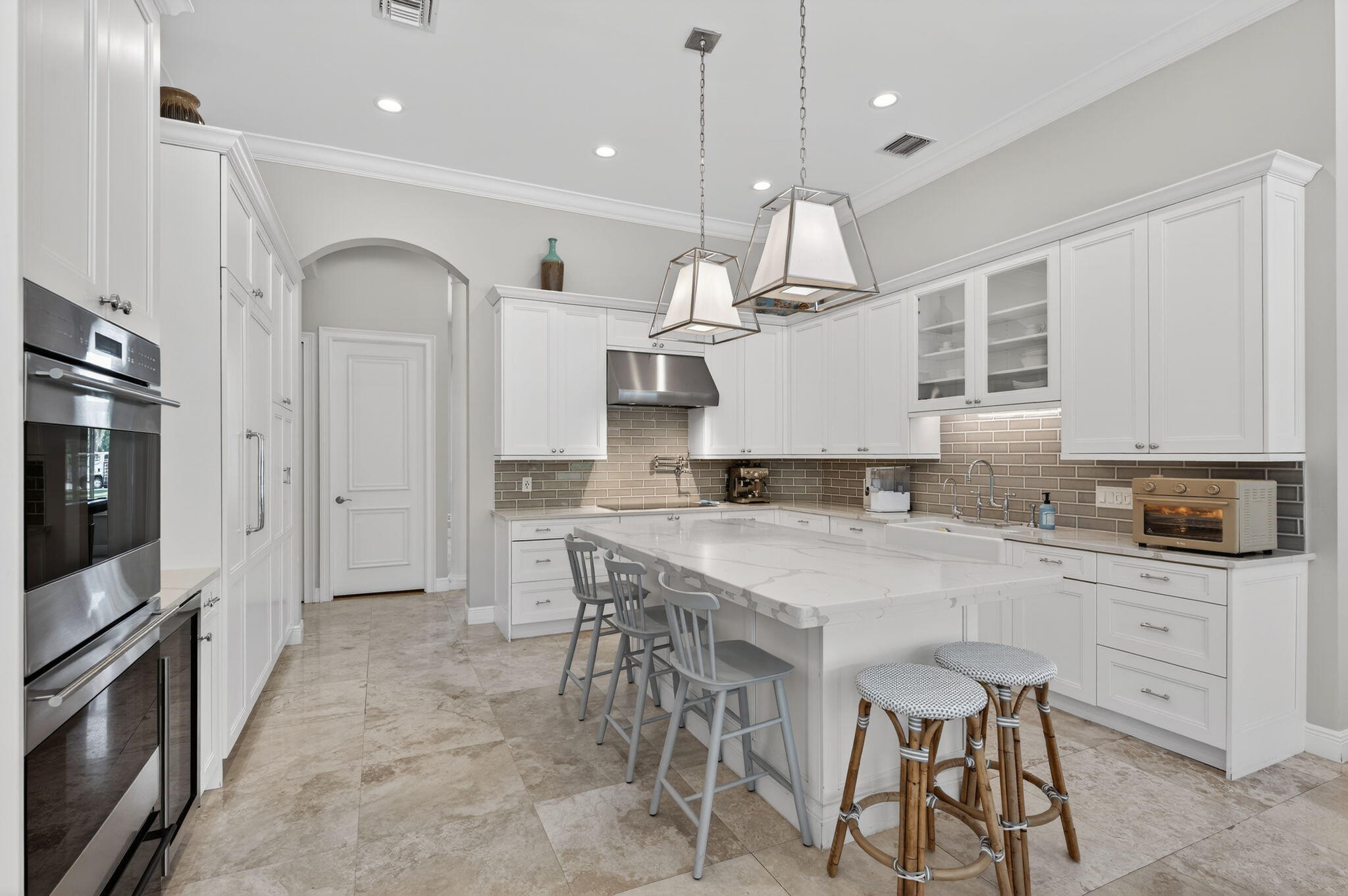 BREAKERS WEST - Residential