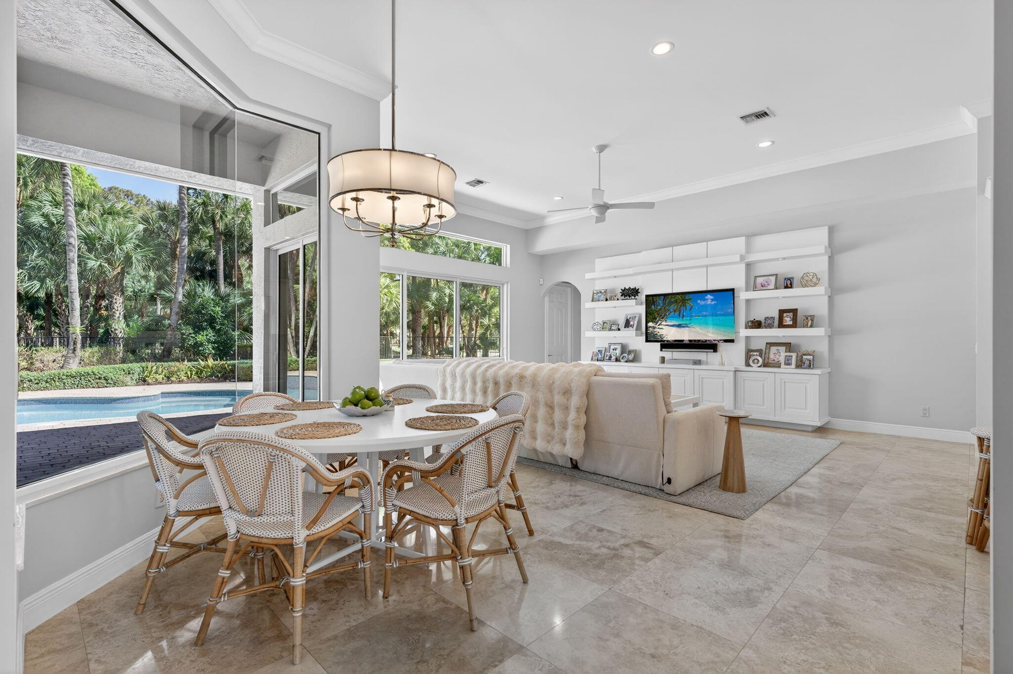 BREAKERS WEST - Residential