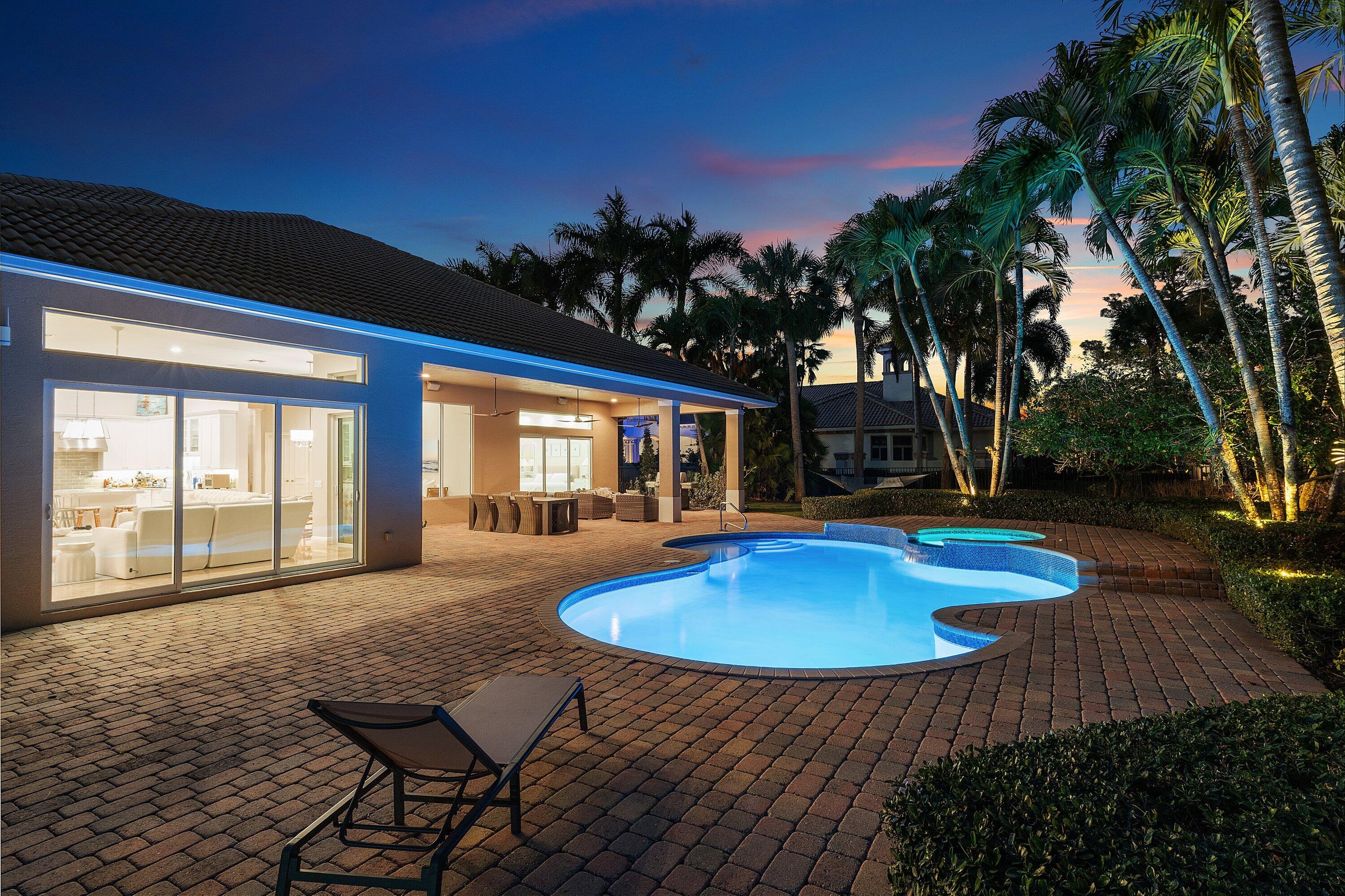 BREAKERS WEST - Residential