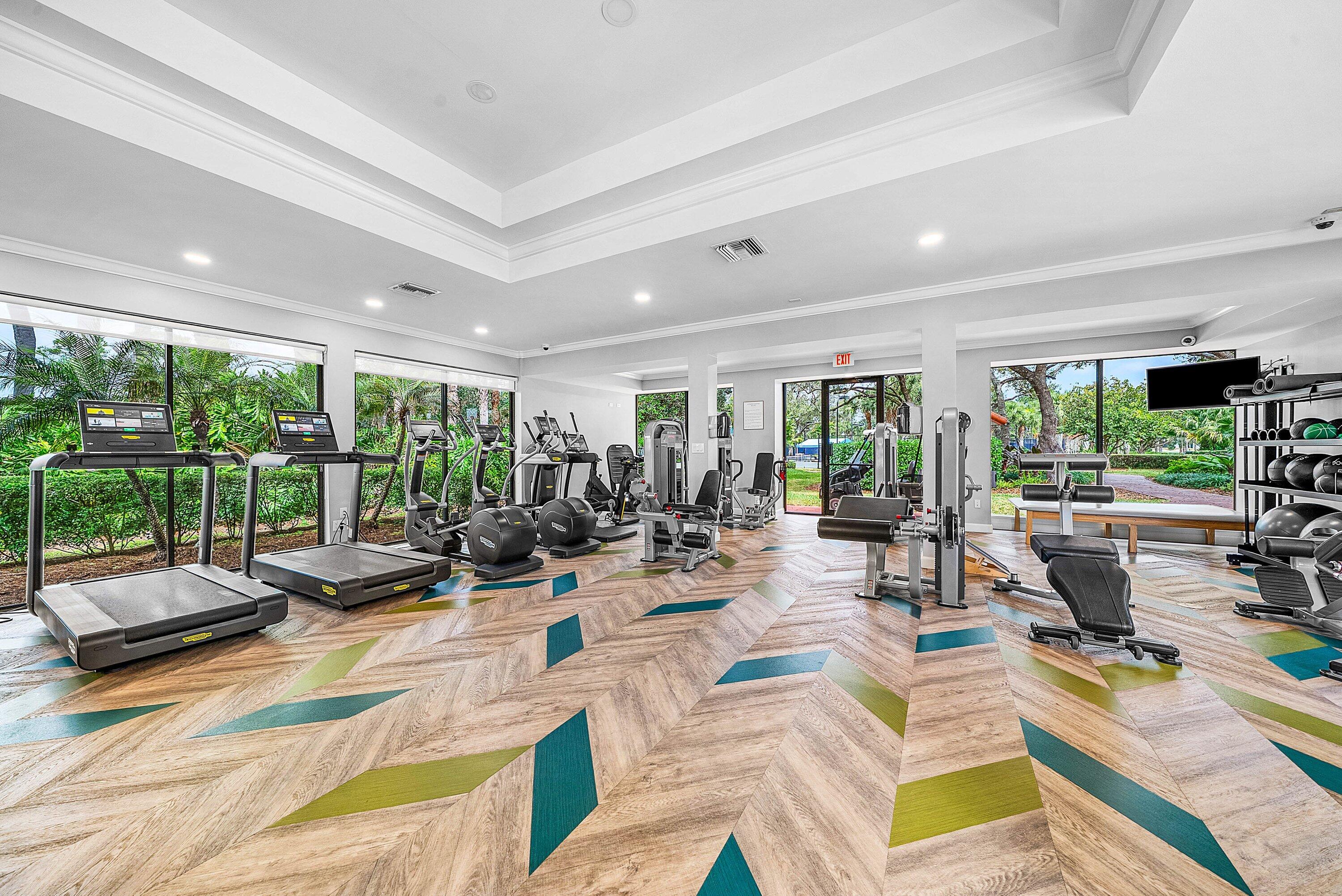 BREAKERS WEST - Residential