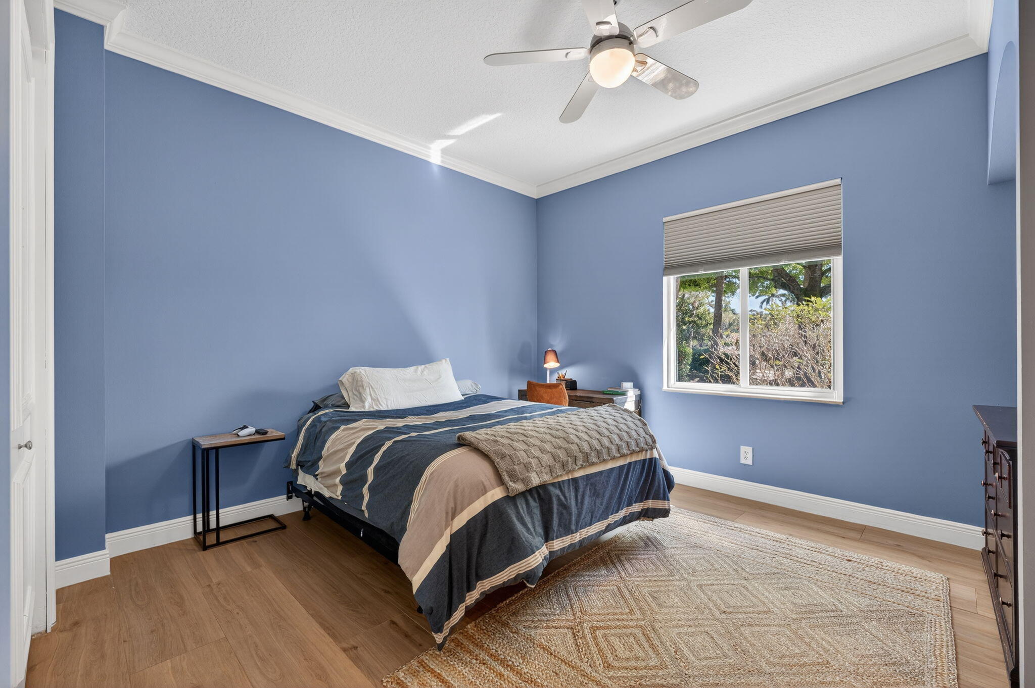 BREAKERS WEST - Residential