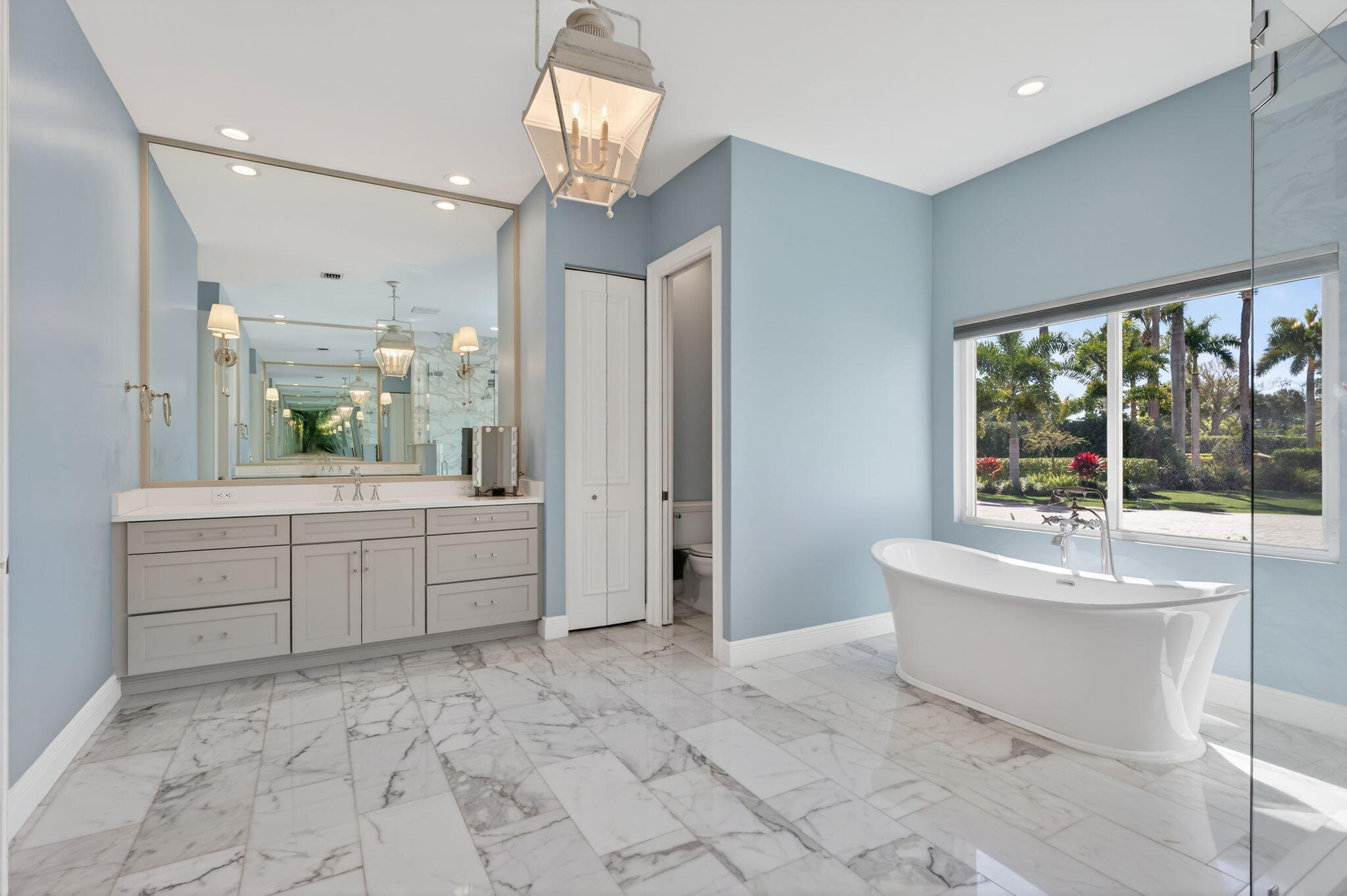 BREAKERS WEST - Residential