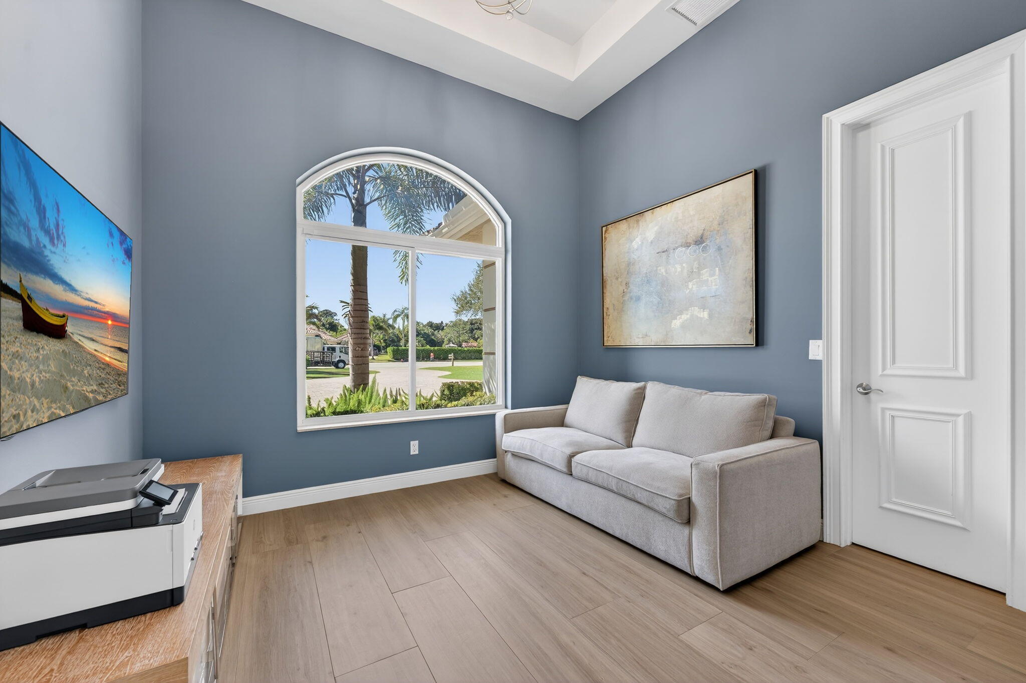 BREAKERS WEST - Residential