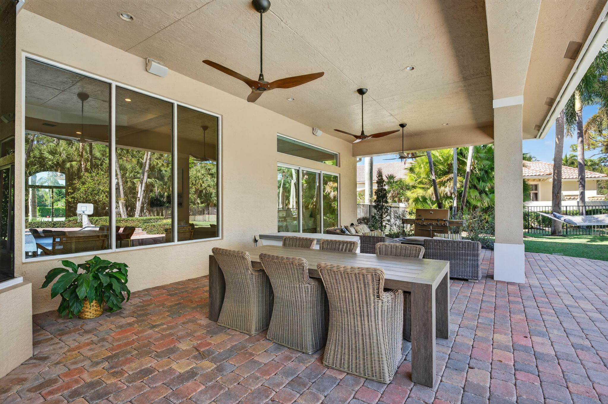 BREAKERS WEST - Residential