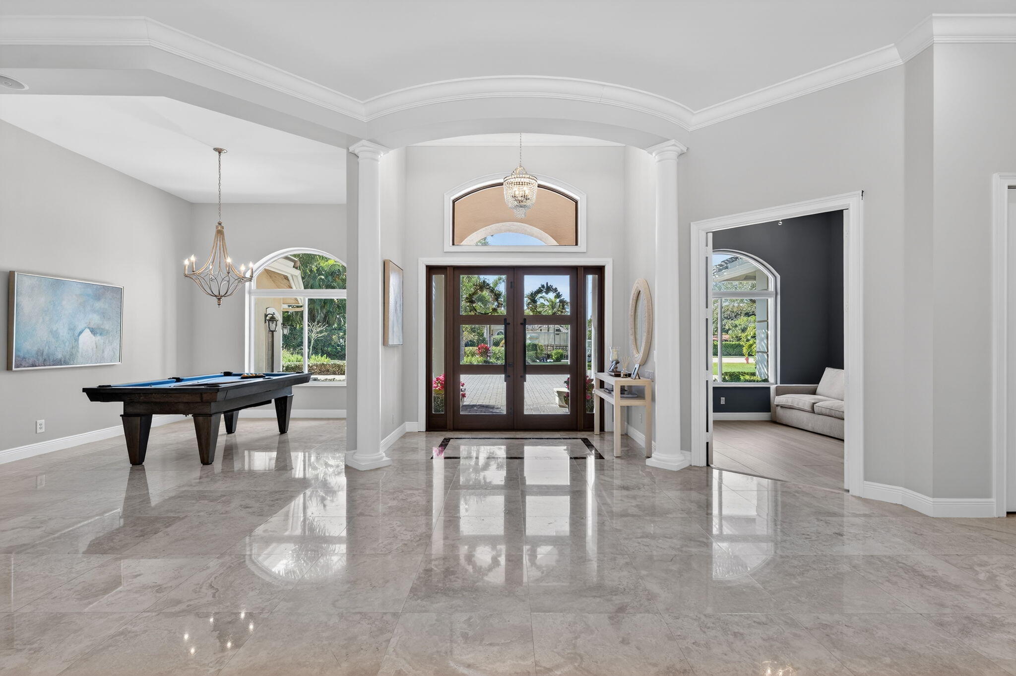 BREAKERS WEST - Residential