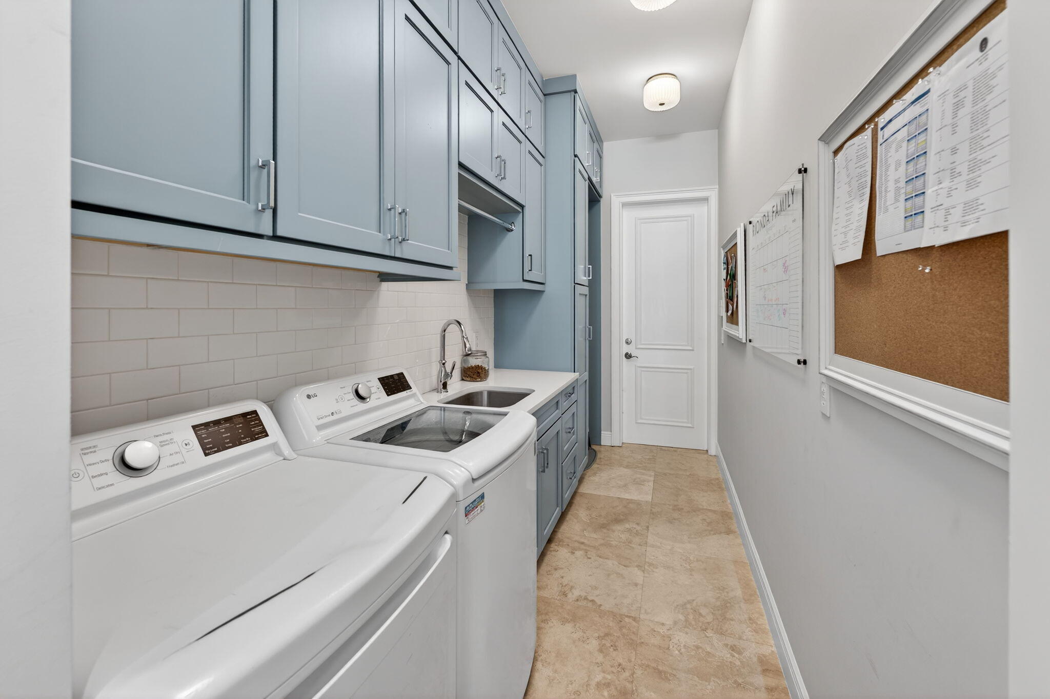 BREAKERS WEST - Residential