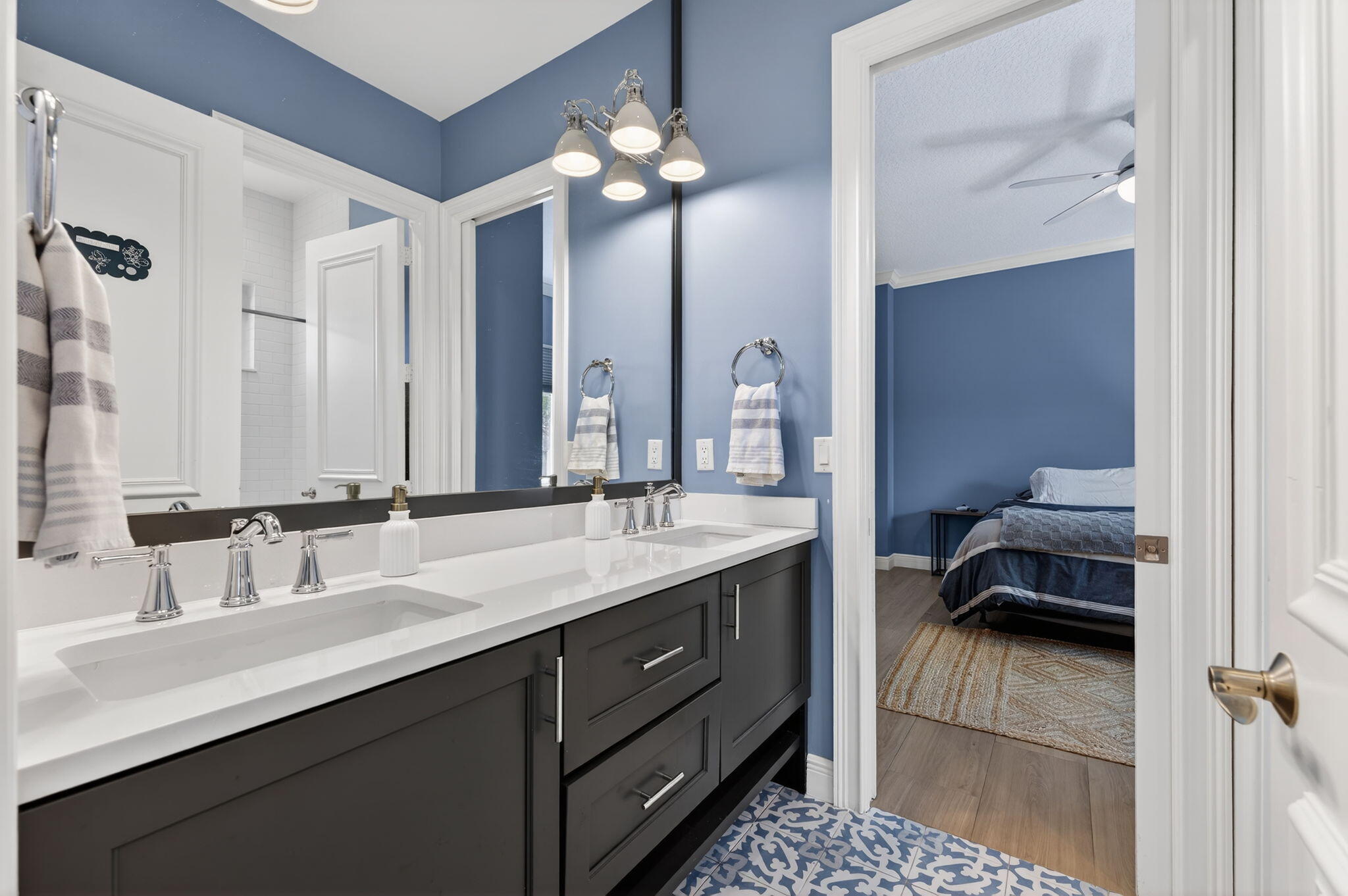 BREAKERS WEST - Residential