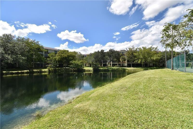 Lakes of Newport - Residential