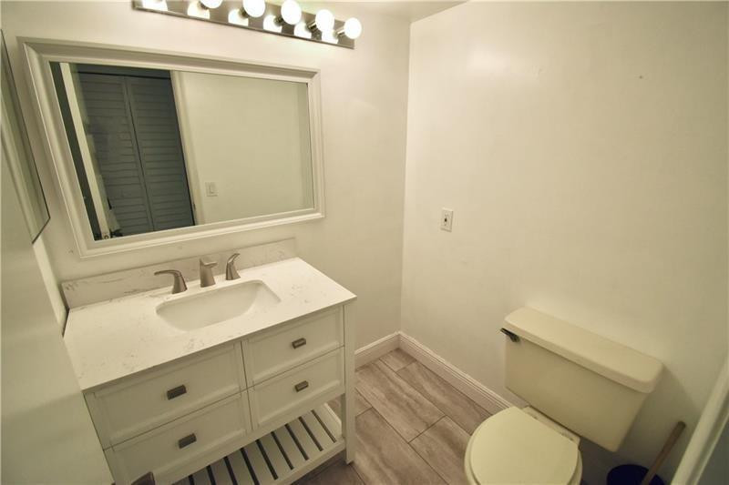 Lakes of Newport - Residential