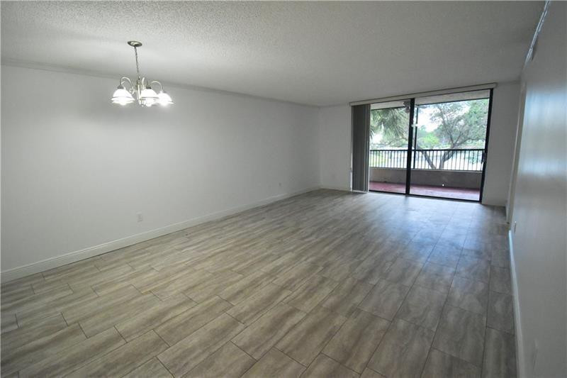 Lakes of Newport - Residential