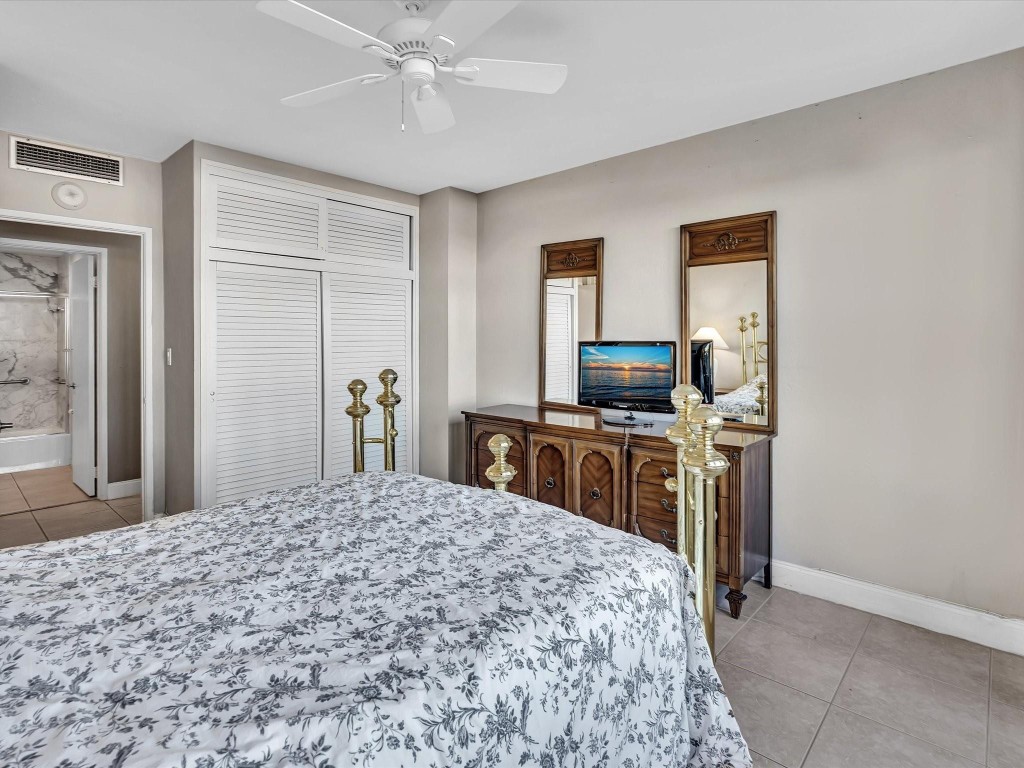 Coral Ridge Towers East - Residential