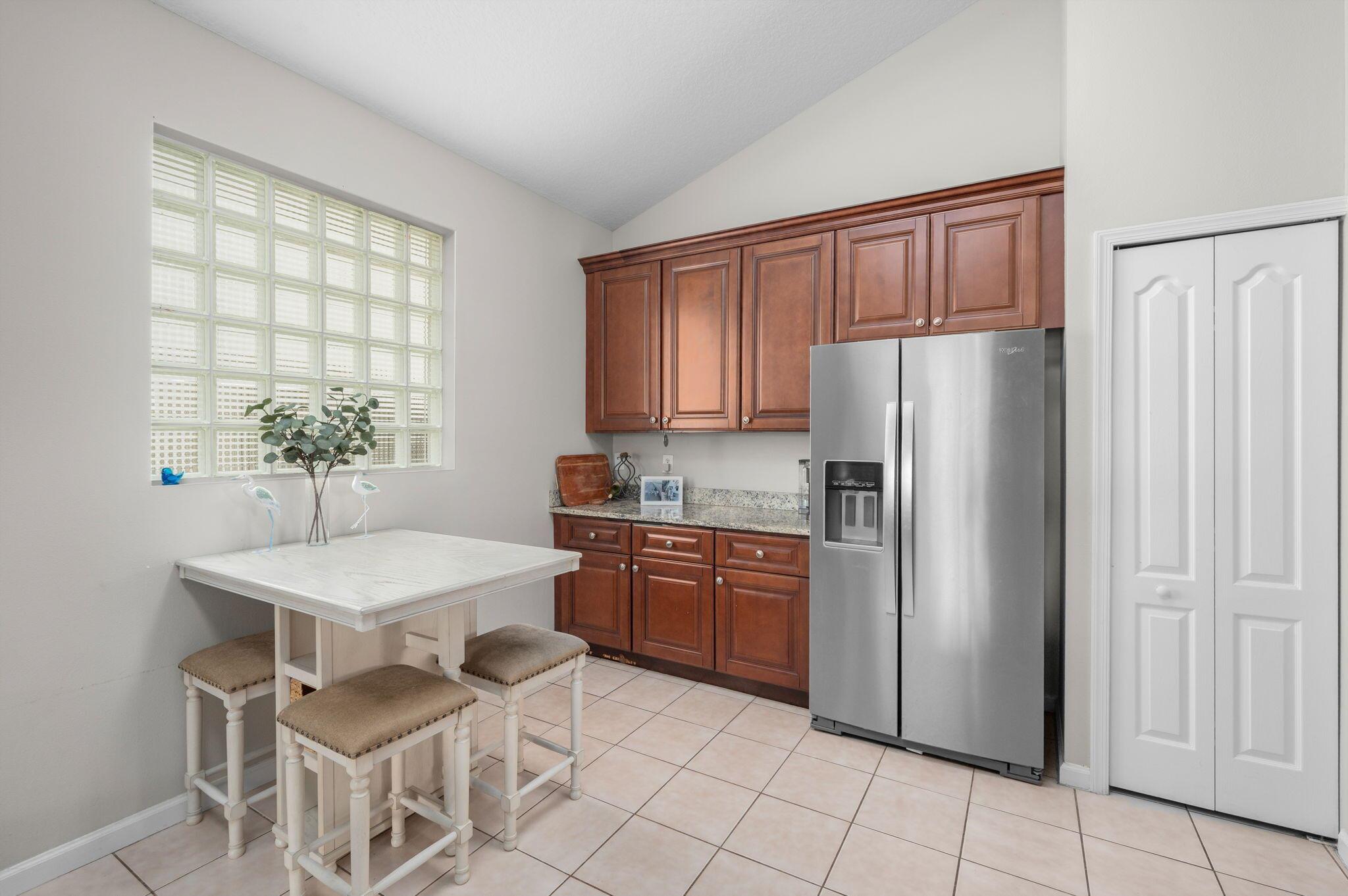 PALM POINTE AT MARTIN DOW - Residential