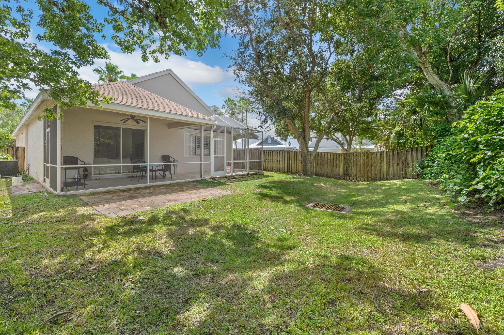 PALM POINTE AT MARTIN DOW - Residential