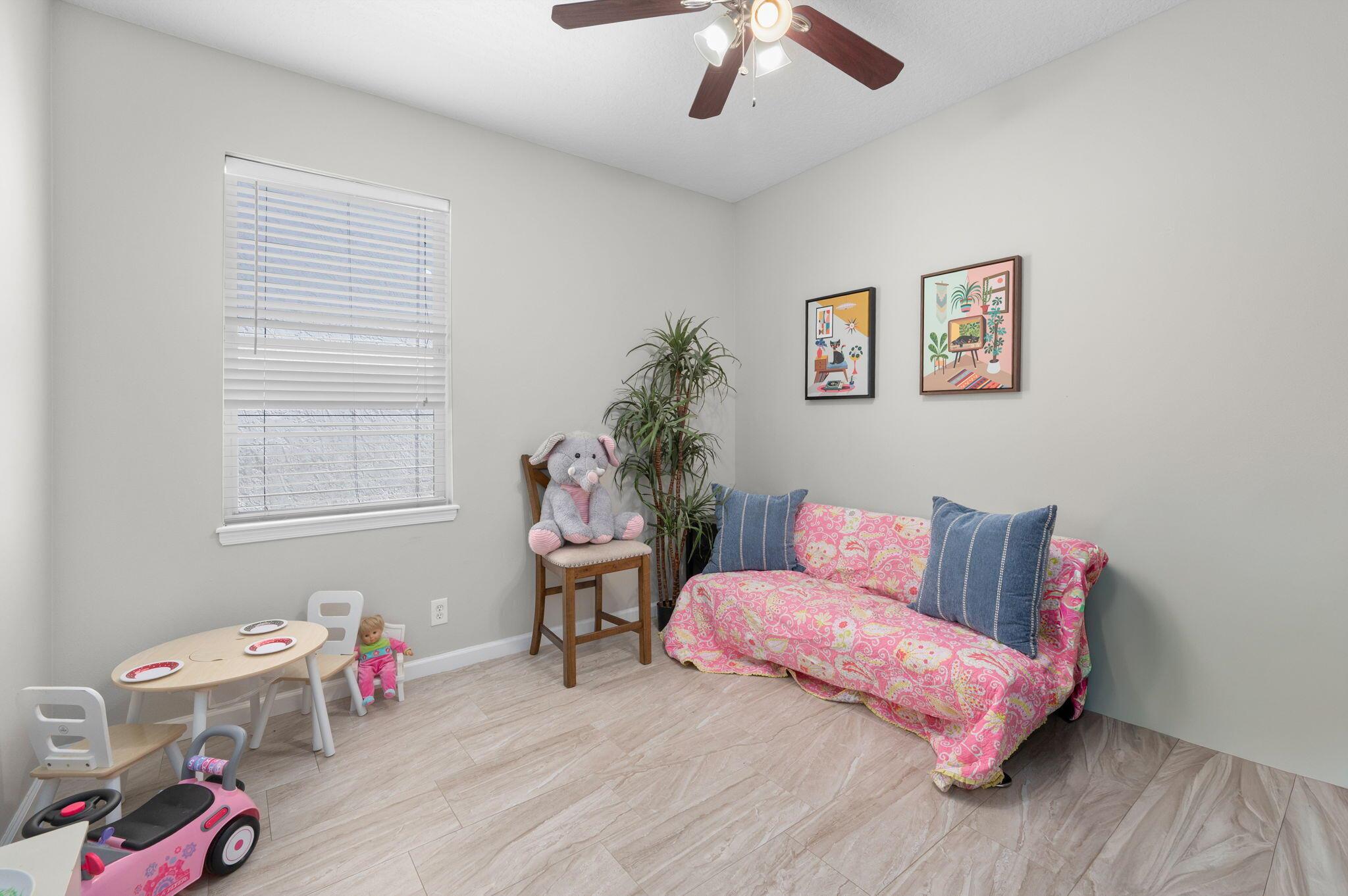 PALM POINTE AT MARTIN DOW - Residential