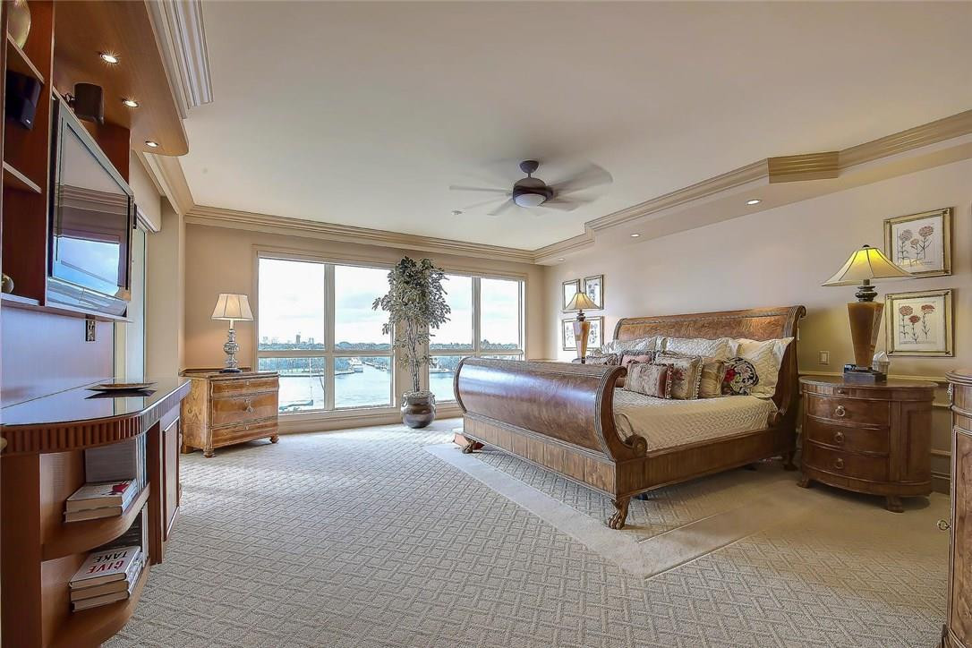 Alhambra Place - Residential