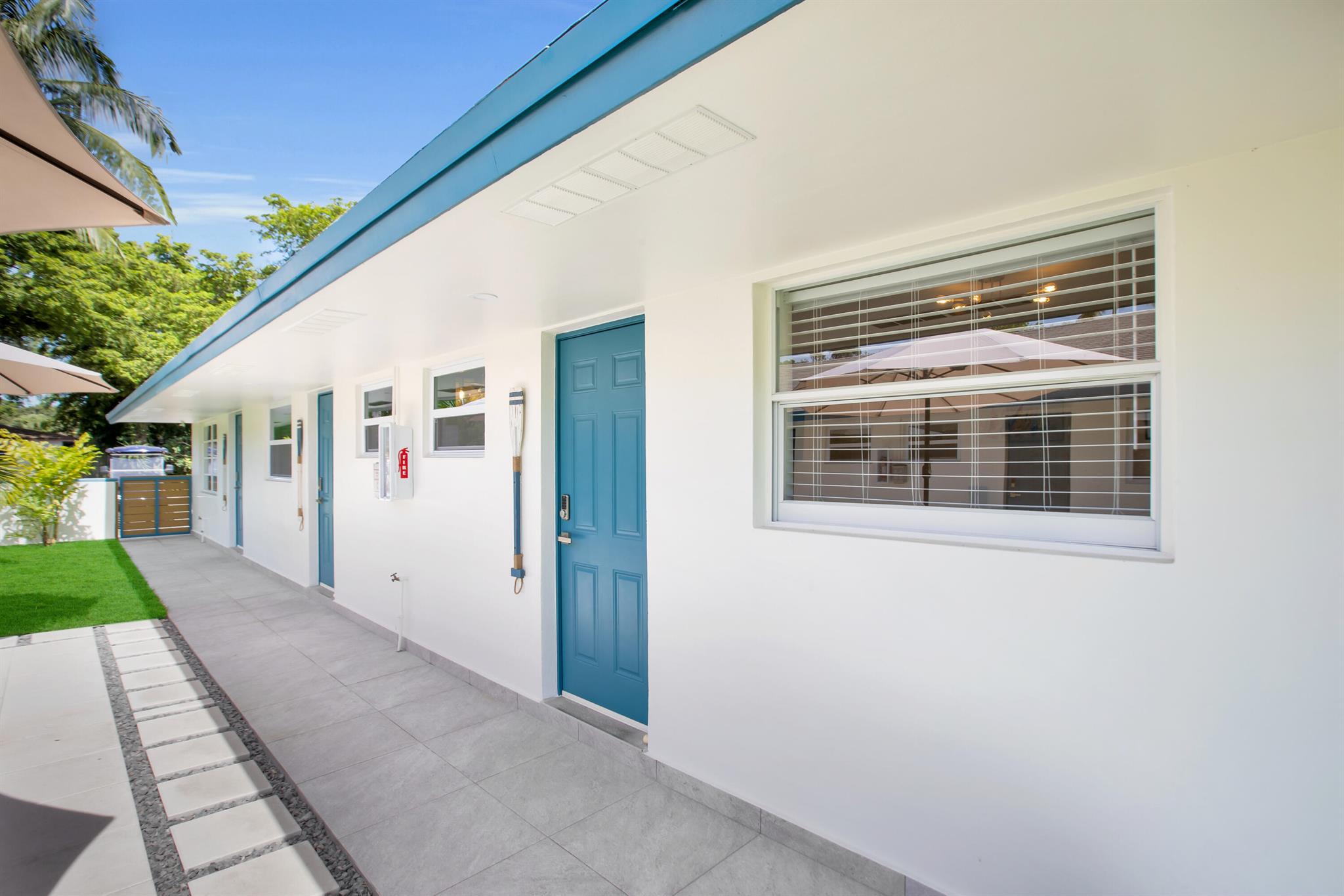 1840 SW 24 Street 1-2