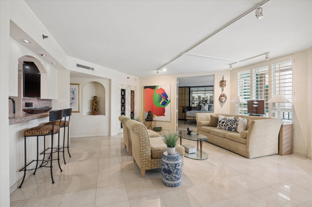 Photo of 120 SE 5th Avenue #329, Boca Raton, FL 33432 (MLS # B26045241)