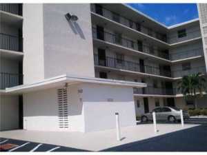 COASTAL TOWERS - Residential Lease