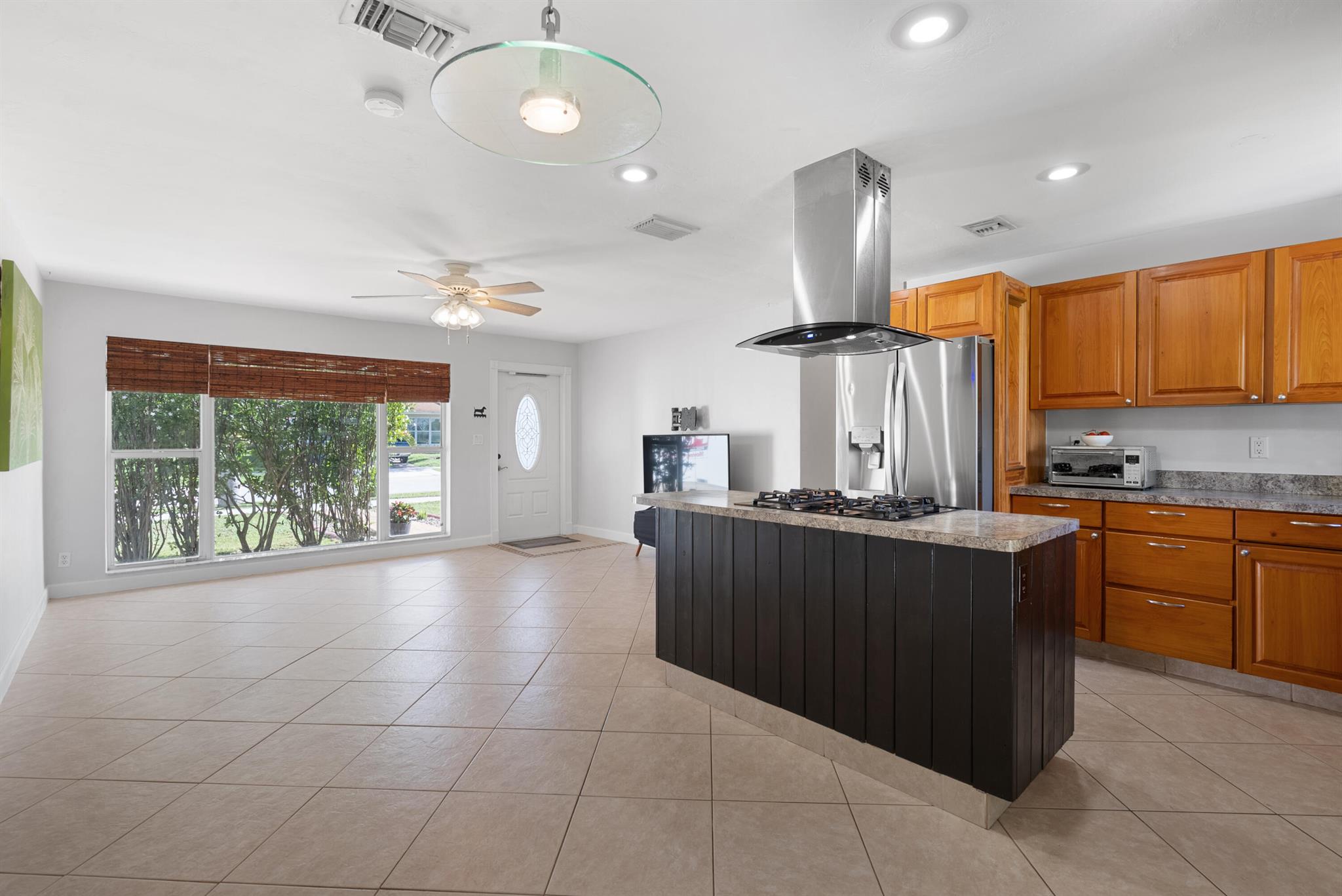 LAKE OSBORNE HEIGHTS - Residential