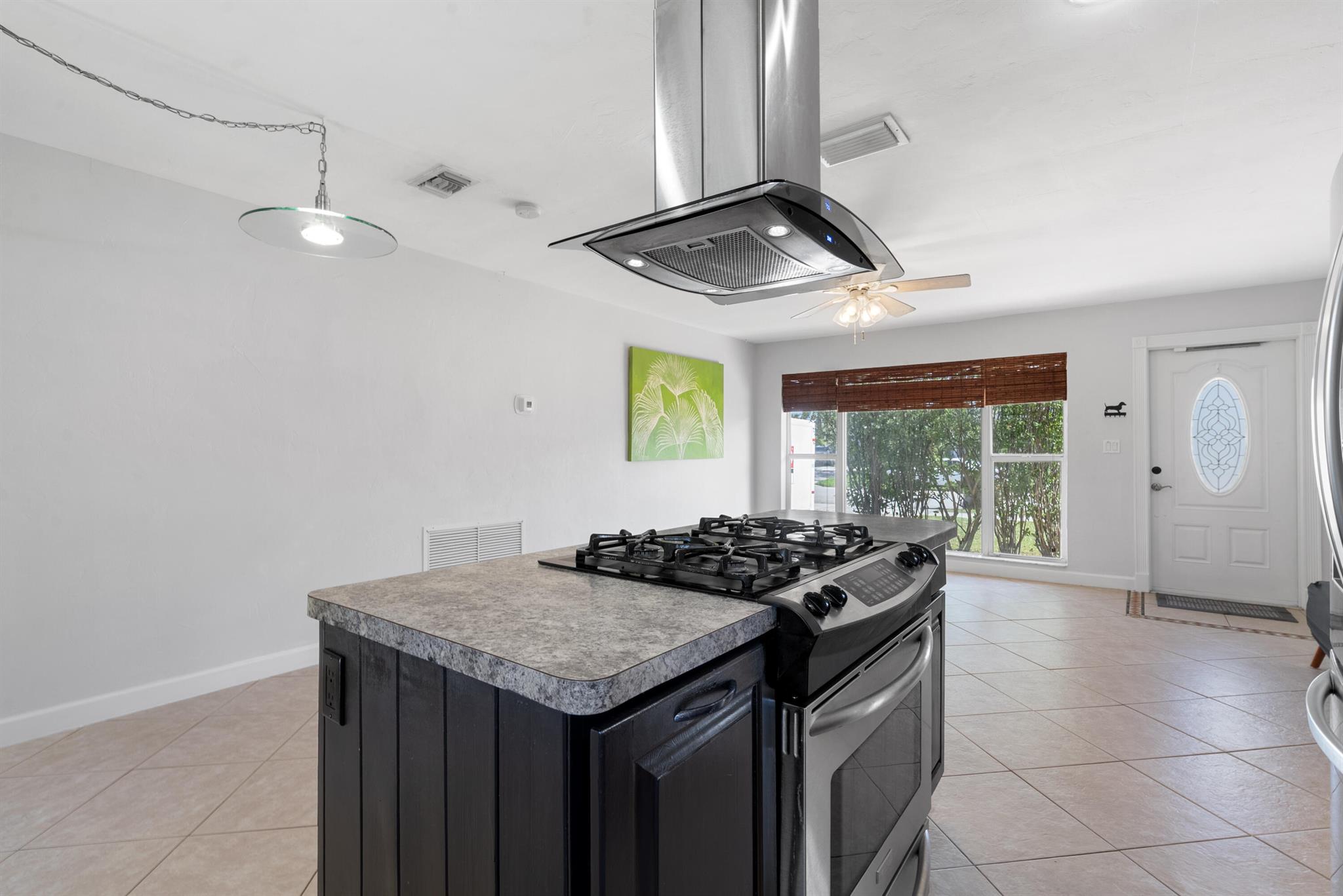 LAKE OSBORNE HEIGHTS - Residential